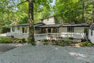 141 River Hollow Rd, Newland, NC 28657 - Photo 1