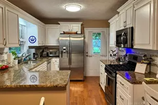 42 Thorn Wood Loop, Newland, NC 28657 - Photo 8