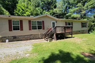 737 Lower Crab Orchard Rd, Banner Elk, NC 28604 - Photo 1