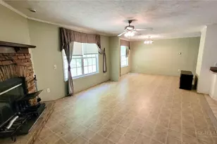 737 Lower Crab Orchard Rd, Banner Elk, NC 28604 - Photo 2