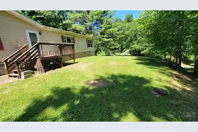 737 Lower Crab Orchard Road, Banner Elk, NC 28604 - Photo 10