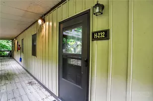 101 Upper Holiday Ln, Beech Mountain, NC 28604 - Photo 2