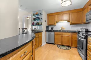 303 Sugar Top Dr, Sugar Mountain, NC 28604 - Photo 10