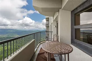 303 Sugar Top Dr, Sugar Mountain, NC 28604 - Photo 22