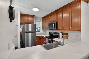 800 Meadowview Dr, Boone, NC 28607 - Photo 10