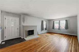 913 I St, North Wilkesboro, NC 28659 - Photo 8