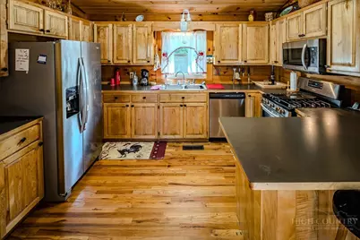 162 Twin Oaks Drive, West Jefferson, NC 28694 - Photo 22
