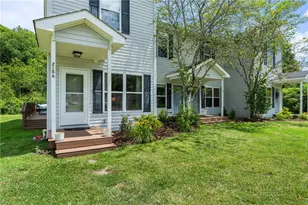 215 Courtney Taylor Ln, Boone, NC 28607 - Photo 2