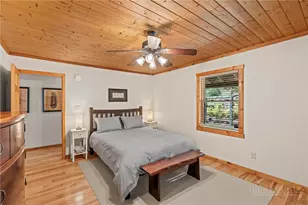 374 Tinys Mountain Dr, Deep Gap, NC 28618 - Photo 24