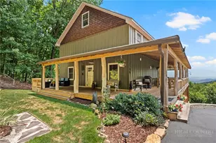 374 Tinys Mountain Dr, Deep Gap, NC 28618 - Photo 2