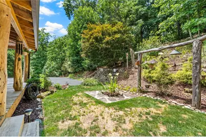 374 Tinys Mountain Drive, Deep Gap, NC 28618 - Photo 38