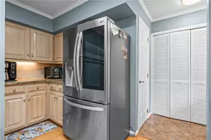 9081 Pittmans Gap Rd, Newland, NC 28657 - Photo 8