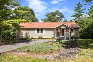 9081 Pittmans Gap Rd, Newland, NC 28657 - Photo 2