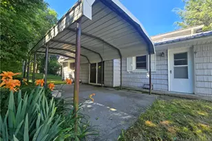 159 Hubert St, Newland, NC 28657 - Photo 28