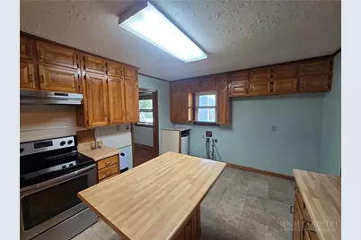159 Hubert Street, Newland, NC 28657 - Photo 12