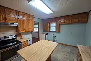 159 Hubert St, Newland, NC 28657 - Photo 12