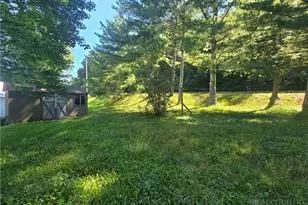 159 Hubert St, Newland, NC 28657 - Photo 30