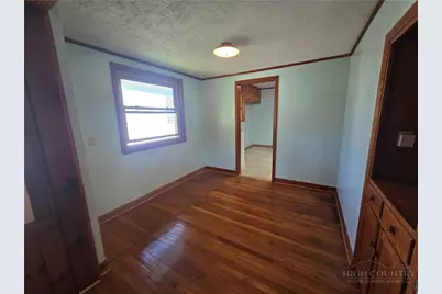 159 Hubert Street, Newland, NC 28657 - Photo 8
