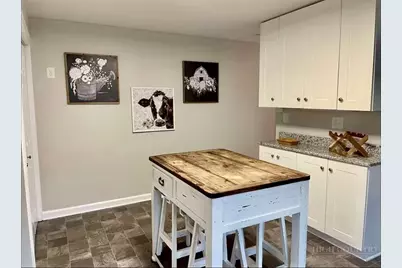 200 S Church Avenue, West Jefferson, NC 28694 - Photo 6