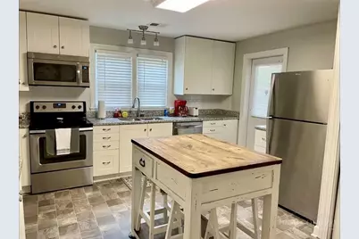 200 S Church Avenue, West Jefferson, NC 28694 - Photo 4