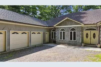 211 Independence Way, West Jefferson, NC 28694 - Photo 4