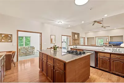 211 Independence Way, West Jefferson, NC 28694 - Photo 18
