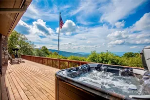 200 Summit Rd, Beech Mountain, NC 28604 - Photo 4