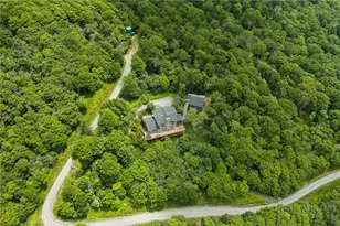 200 Summit Rd, Beech Mountain, NC 28604 - Photo 30