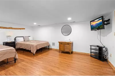 200 Summit Road, Beech Mountain, NC 28604 - Photo 22