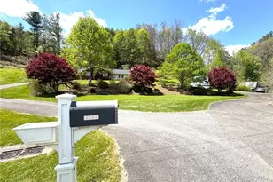 11644 Hwy 88 W, Warrensville, NC 28693 - Photo 4