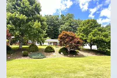 11644 Hwy 88 West, Warrensville, NC 28693 - Photo 16