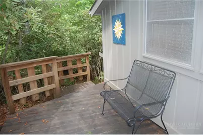 96 Hickory Lane, Newland, NC 28657 - Photo 4