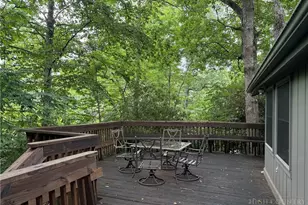 96 Hickory Ln, Newland, NC 28657 - Photo 2
