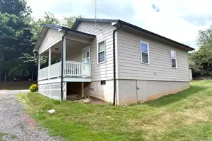 201 Bertie Ln, Jefferson, NC 28640 - Photo 2