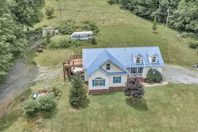 2377 Longhope Road, Todd, NC 28684 - Photo 8