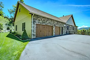 534 Farm Loop Rd, Banner Elk, NC 28604 - Photo 40