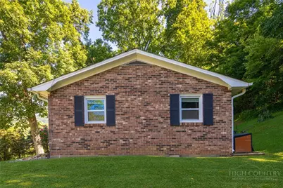 300 South Avenue, West Jefferson, NC 28694 - Photo 30