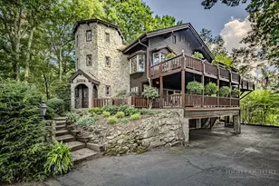 101 Castlehill Ln, Beech Mountain, NC 28604 - Photo 1