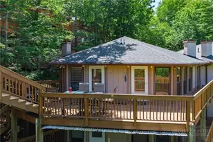 107 Beechwood Ln, Beech Mountain, NC 28604 - Photo 2