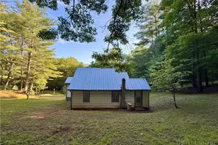 1025 Lue Jones Rd, Warrensville, NC 28693 - Photo 2