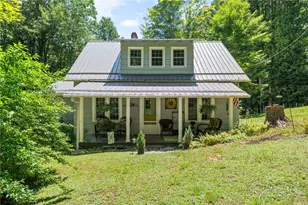 129 Troys Trl, Todd, NC 28684 - Photo 1