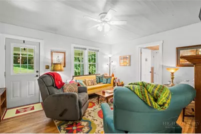 129 Troys Trail, Todd, NC 28684 - Photo 4