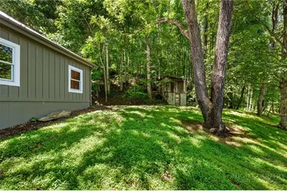 5269 Flat Springs Road, Elk Park, NC 28622 - Photo 28