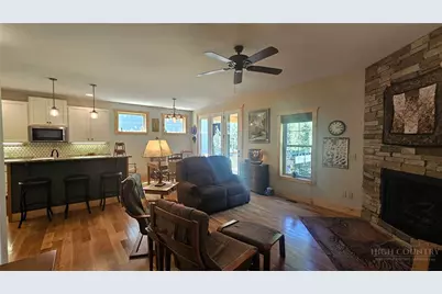 170 West Town Way, West Jefferson, NC 28694 - Photo 16