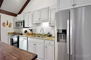 200 Glenwood Ln, Sugar Mountain, NC 28604 - Photo 20