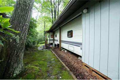 437 Windridge Road, Newland, NC 28657 - Photo 28