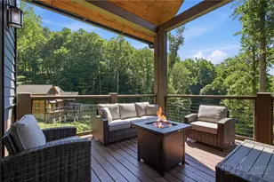 780 Woodland Hls Dr, Elk Park, NC 28622 - Photo 14