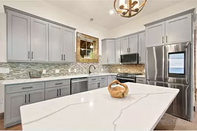 780 Woodland Hills Drive, Elk Park, NC 28622 - Photo 16