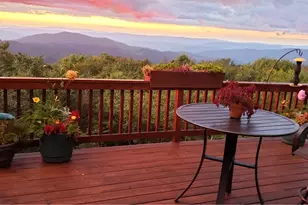 106 Spruce Hollow Rd, Beech Mountain, NC 28604 - Photo 4
