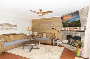 301 Pinnacle Inn Rd, Beech Mountain, NC 28604 - Photo 4